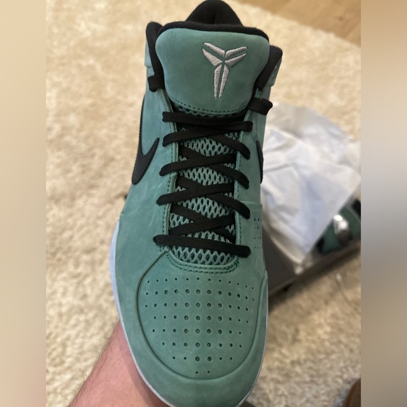 NIKE x Kobe 4 Protro ‘Girl Dad’ - Picture 4 of 13